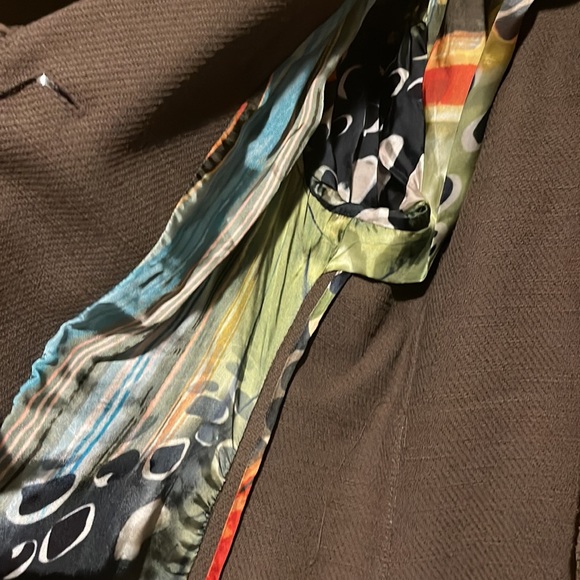 Blazer - Picture 10 of 11